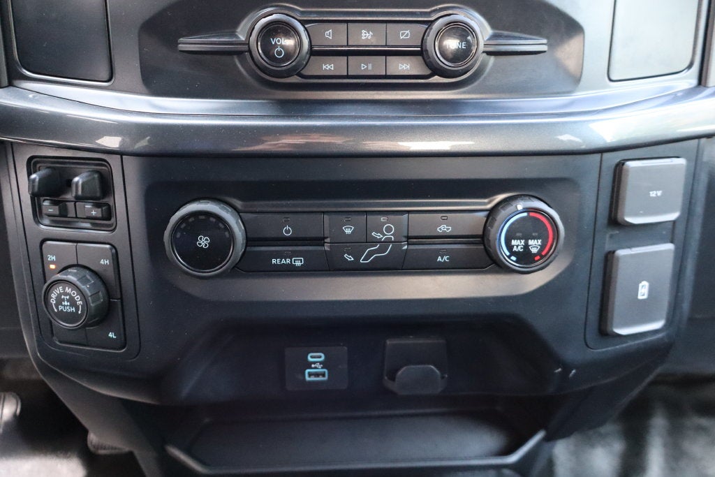 2022 Ford F-150 STX
