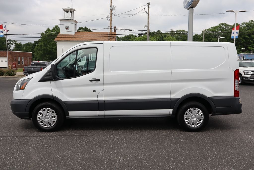 2015 Ford Transit-150 LR