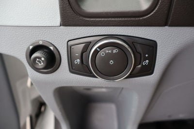 2015 Ford Transit-150 LR