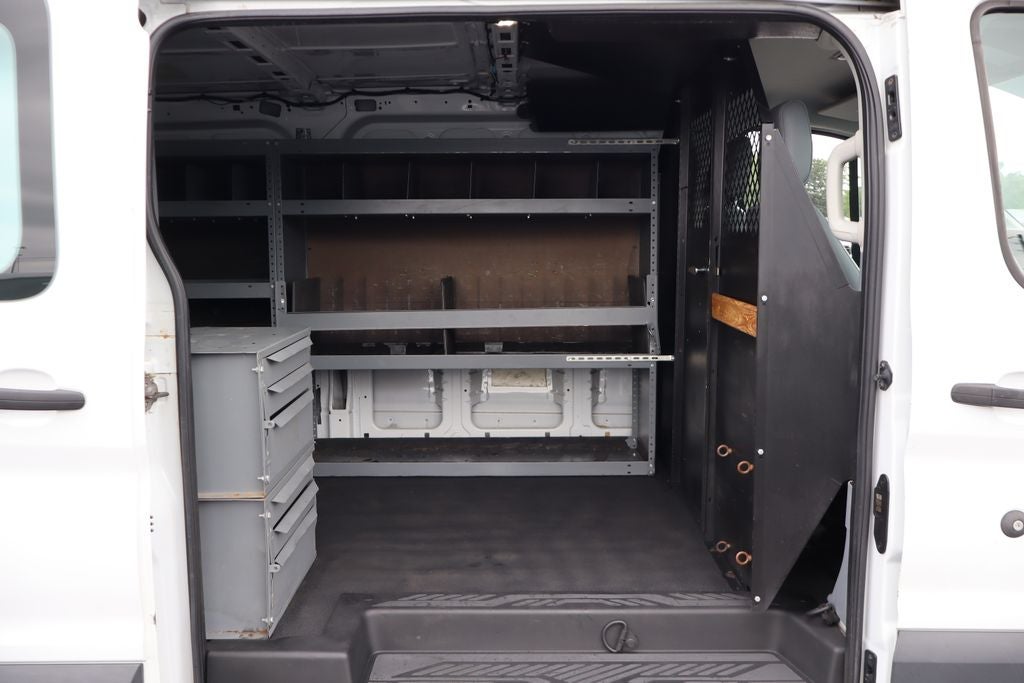 2015 Ford Transit-150 LR