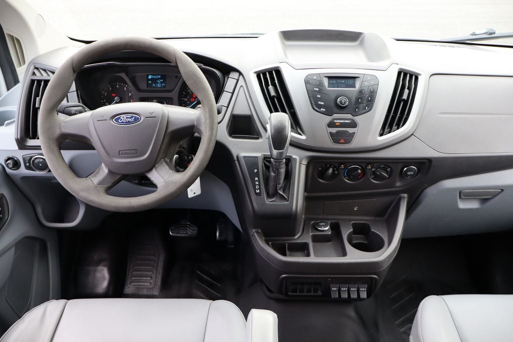 2015 Ford Transit-150 LR
