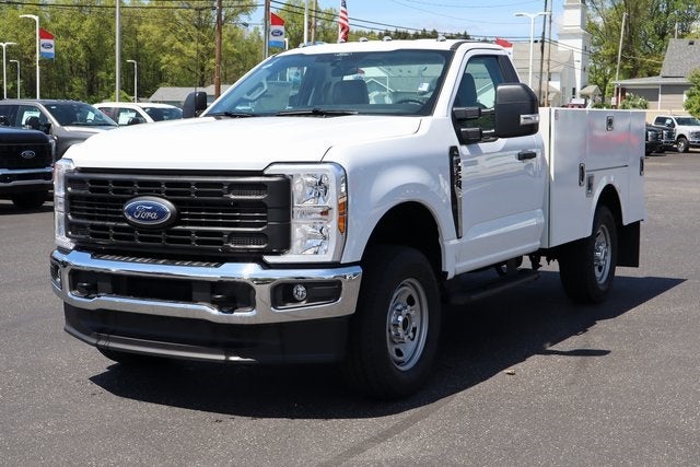 2025 Ford F-350SD XL w/8' Stahl Steel Service Body