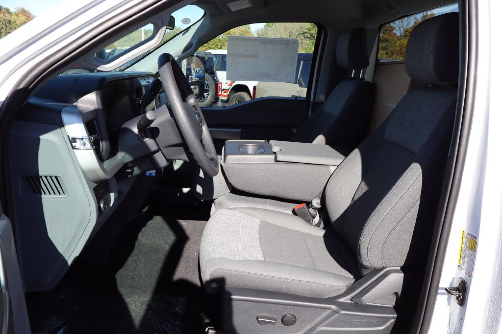2027 Ford F-350SD XLT