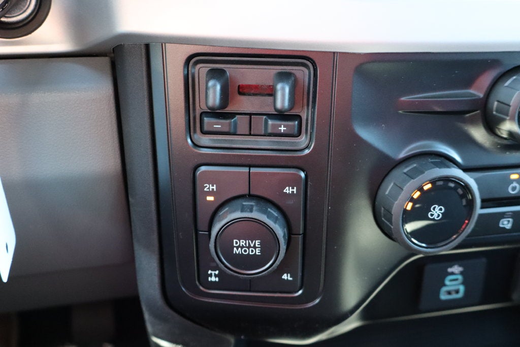 2027 Ford F-350SD XLT
