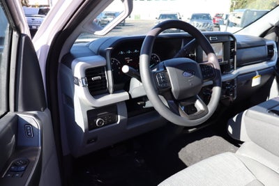 2027 Ford F-350SD XLT