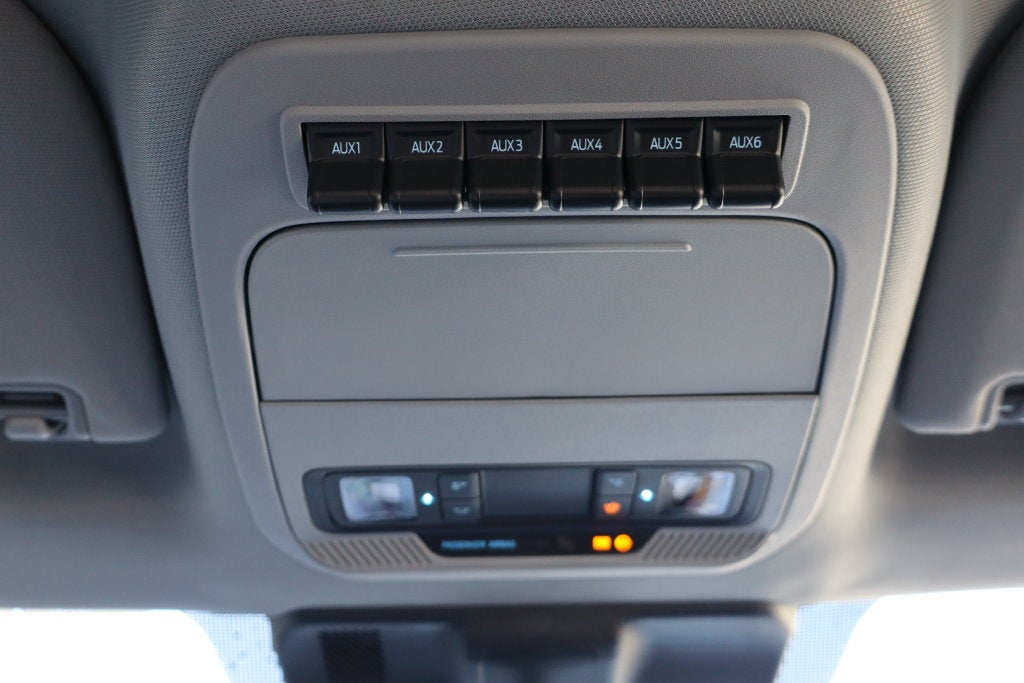 2027 Ford F-350SD XLT