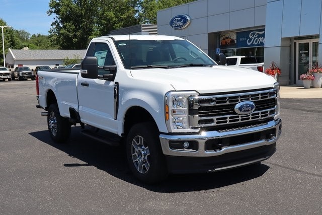 2025 Ford F-350SD XLT