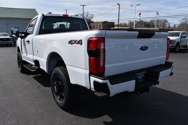 2025 Ford F-350SD XL
