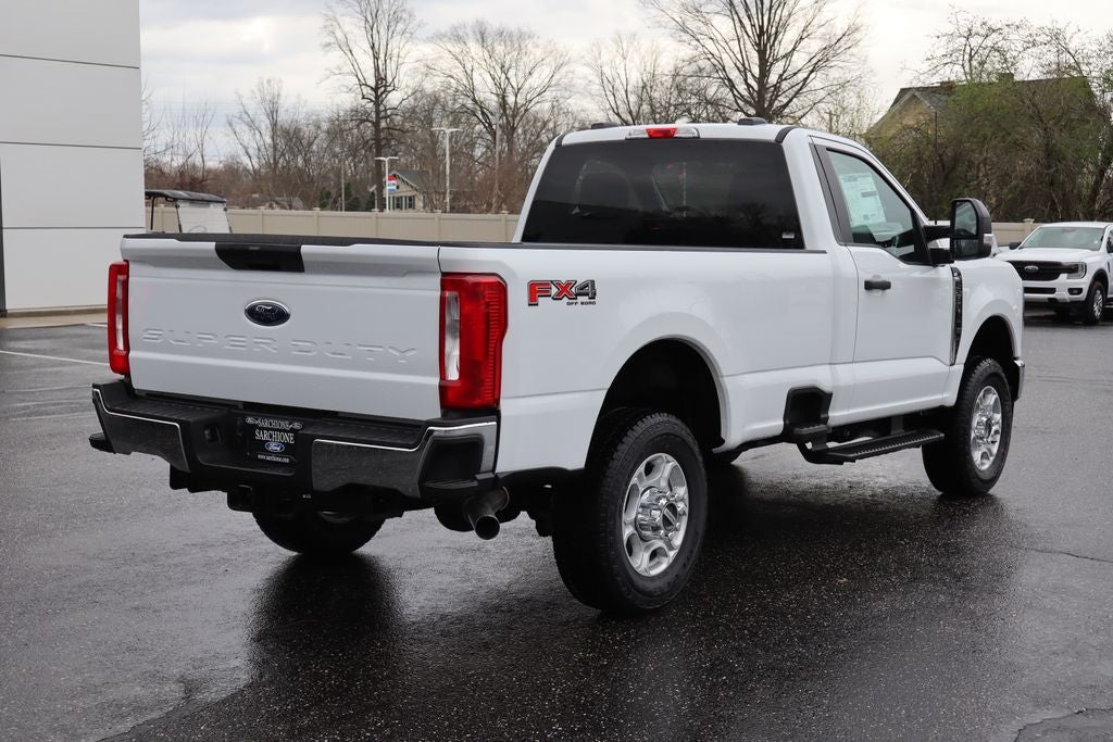 2026 Ford F-350SD XLT