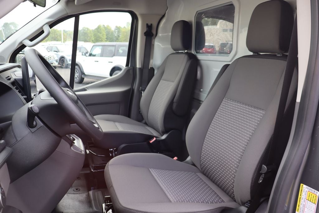 2026 Ford Transit-150 LR