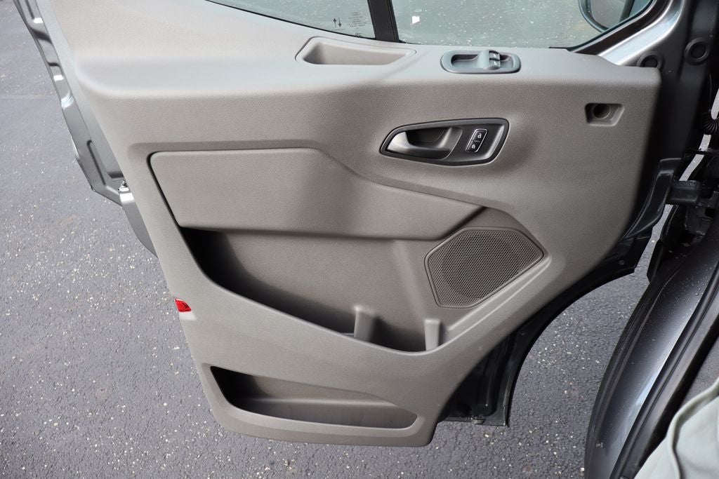 2026 Ford Transit-150 LR