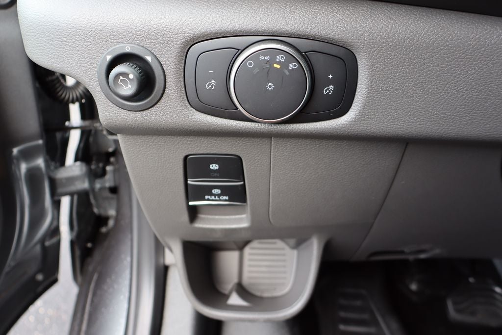2026 Ford Transit-150 LR