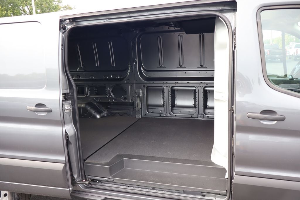 2026 Ford Transit-150 LR