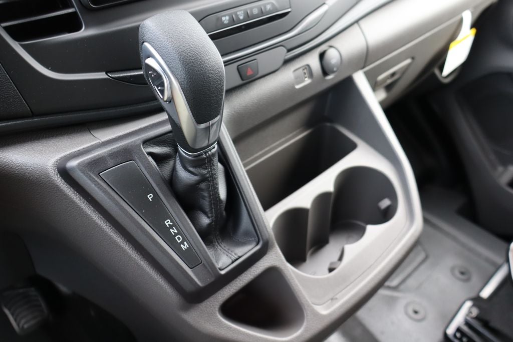 2026 Ford Transit-150 LR