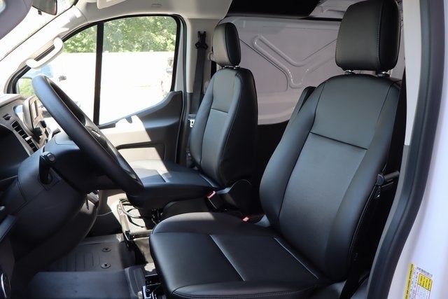 2025 Ford Transit-150 LR