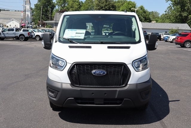 2025 Ford Transit-150 LR