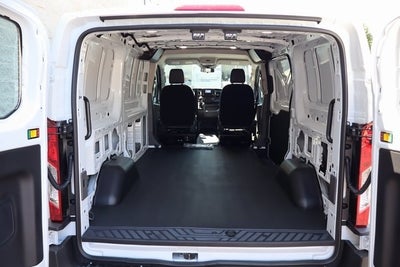 2025 Ford Transit-150 LR