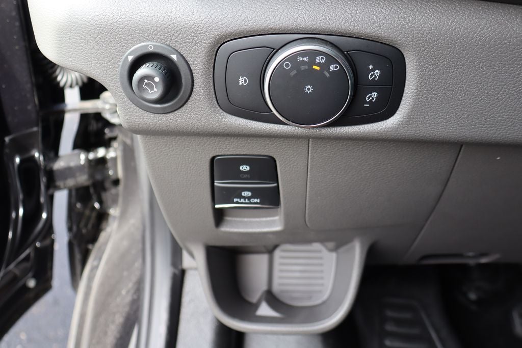 2026 Ford Transit-150 LR
