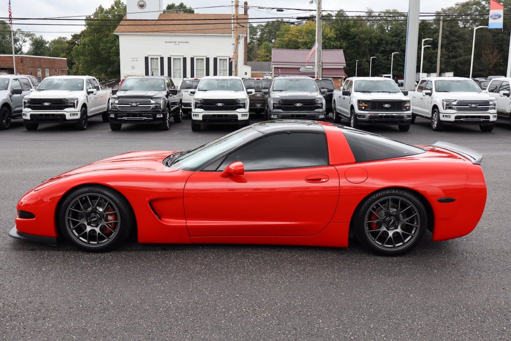 2001 Chevrolet Corvette Base