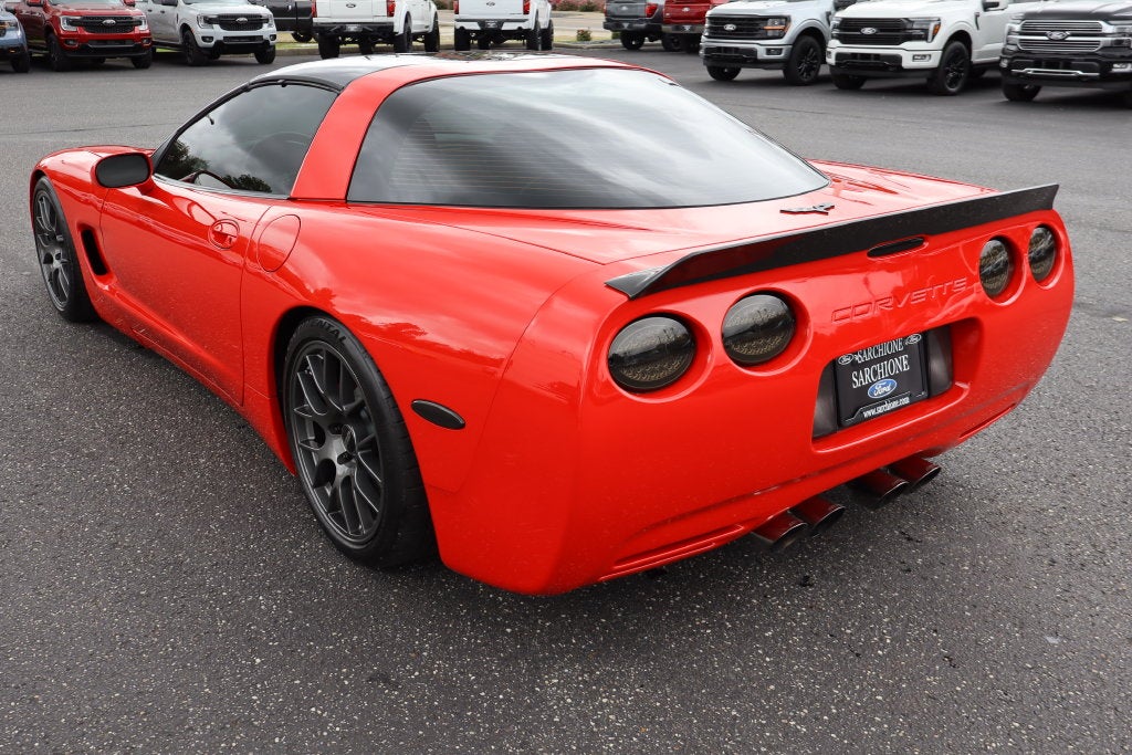 2001 Chevrolet Corvette Base