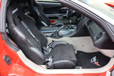 2001 Chevrolet Corvette Base
