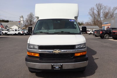 2020 Chevrolet Express 3500 Work Van Cutaway w/12.5' Supreme Cargo Box