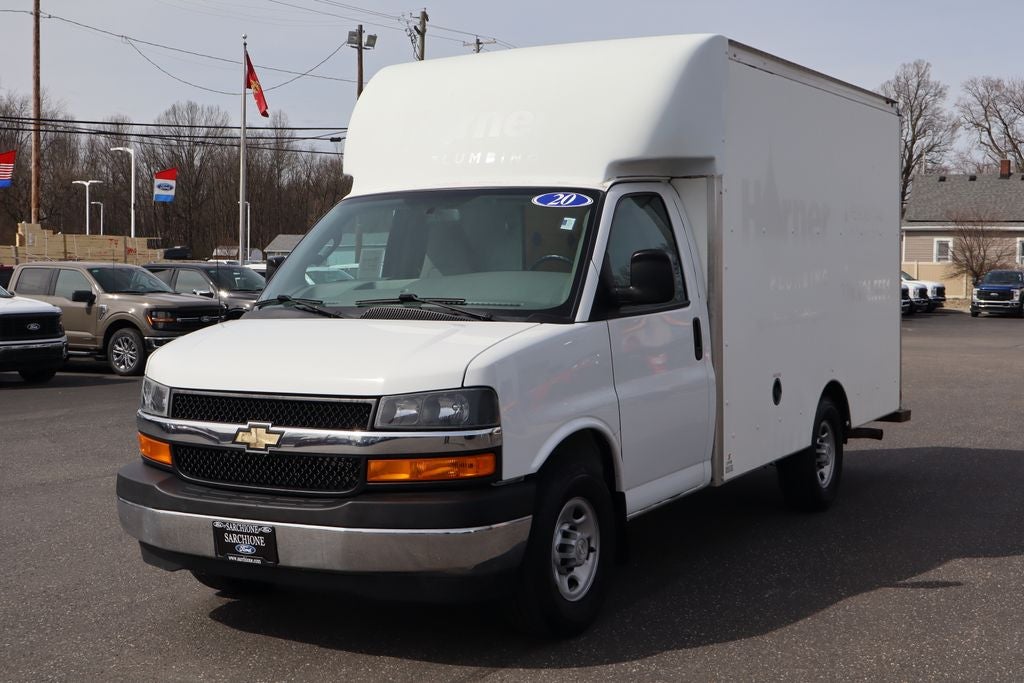 2020 Chevrolet Express 3500 Work Van Cutaway w/12.5' Supreme Cargo Box