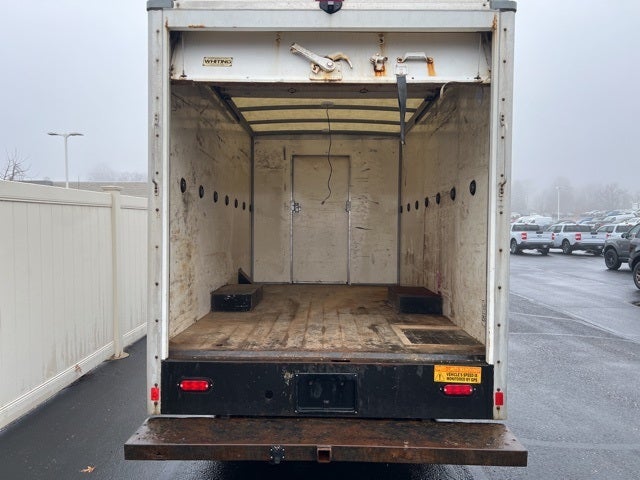 2020 Chevrolet Express 3500 Work Van Cutaway w/Supreme Cargo Box