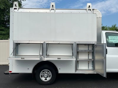 2023 Chevrolet Express 3500 Work Van Cutaway w/11' DuraCube Max Service Body