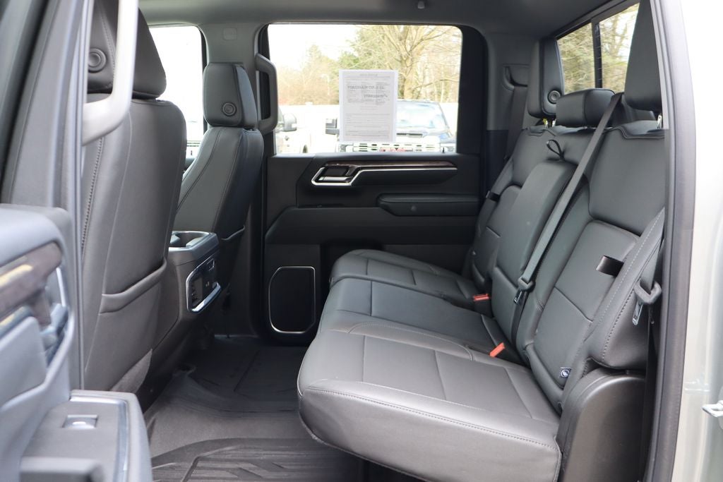 2025 Chevrolet Silverado 3500HD LTZ