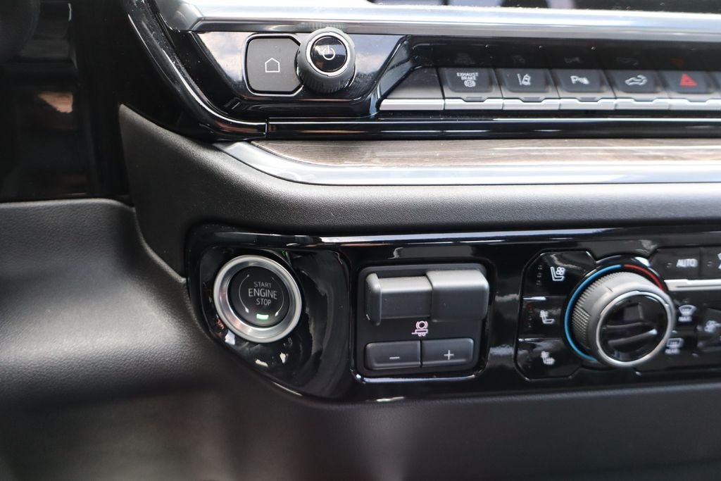 2025 Chevrolet Silverado 3500HD LTZ