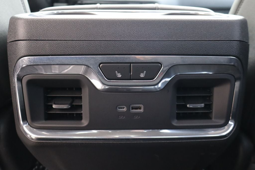 2025 Chevrolet Silverado 3500HD LTZ