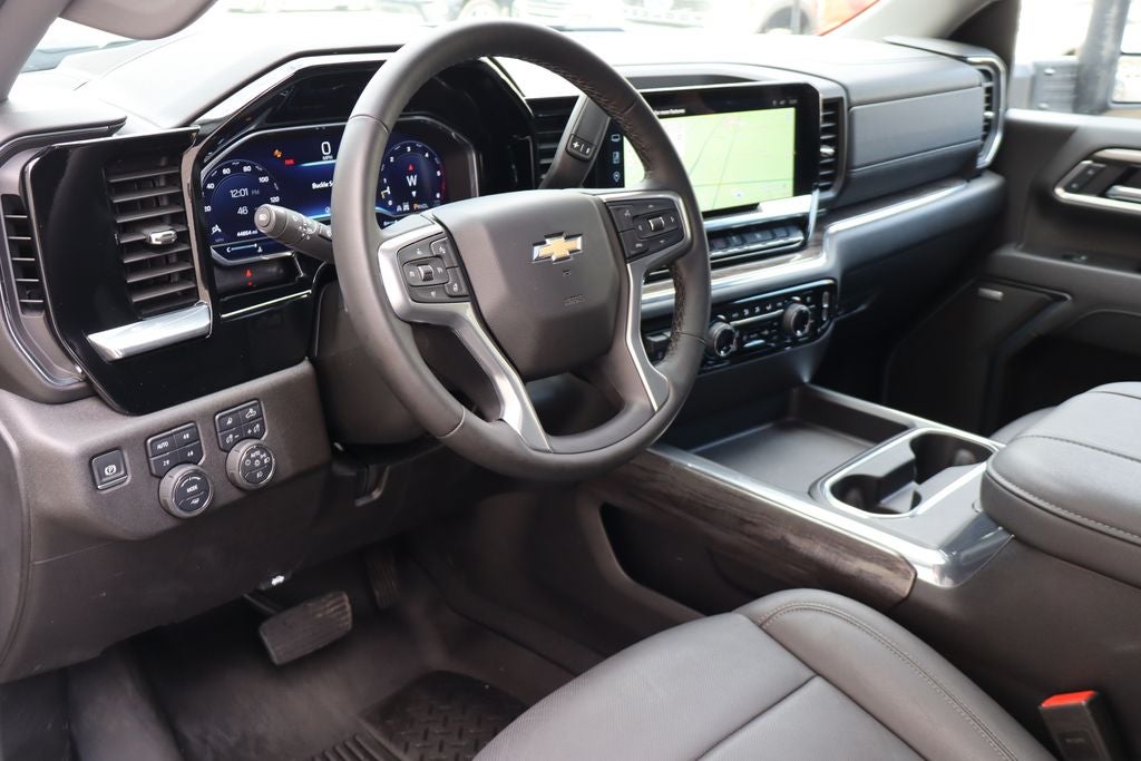 2025 Chevrolet Silverado 3500HD LTZ
