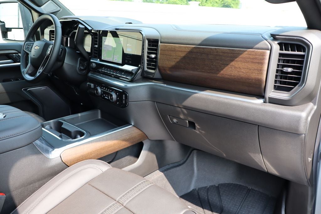 2026 Chevrolet Silverado 3500HD High Country DRW