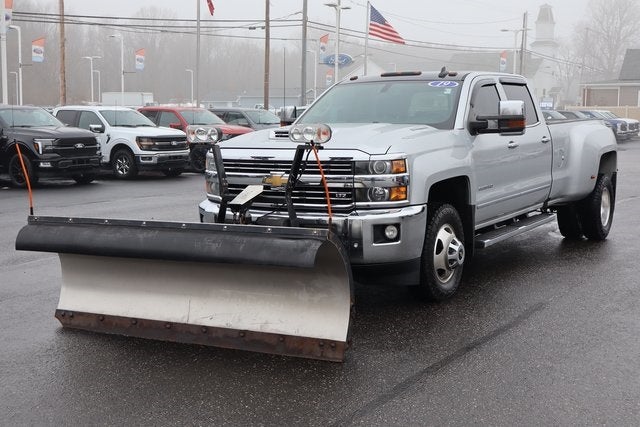 2019 Chevrolet Silverado 3500HD LTZ DRW w/Snow Dogg EX75 Plow