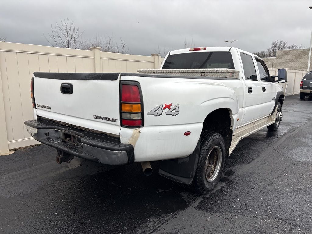 2002 Chevrolet Silverado 3500 LS