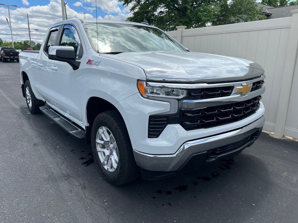 2023 Chevrolet Silverado 1500 LT LT1