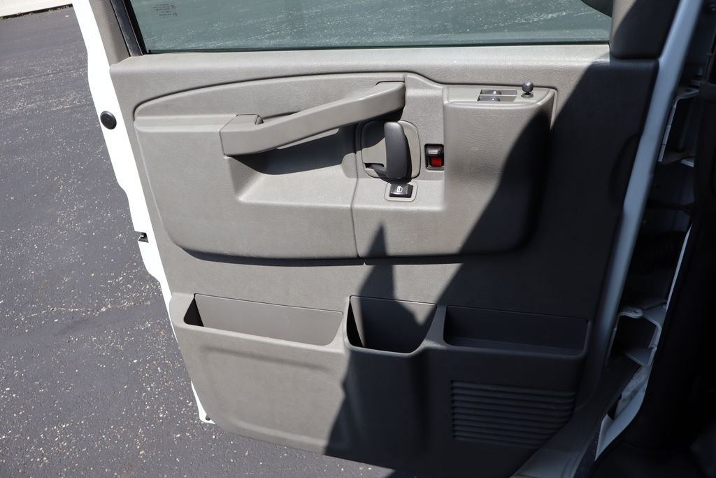 2021 Chevrolet Express 2500 Work Van Cargo