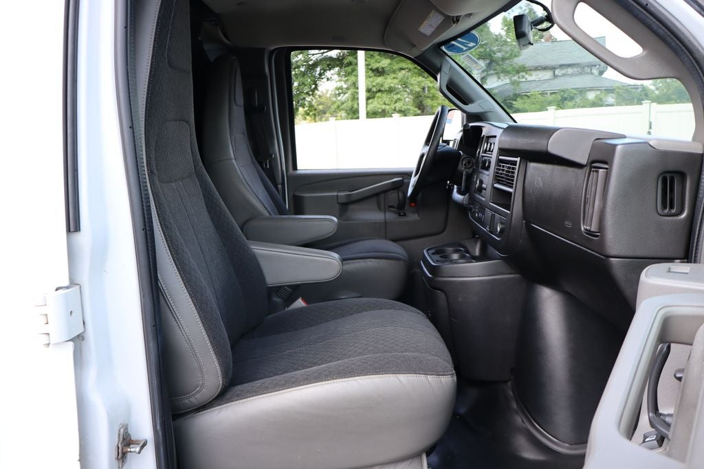 2021 Chevrolet Express 2500 Work Van Cargo
