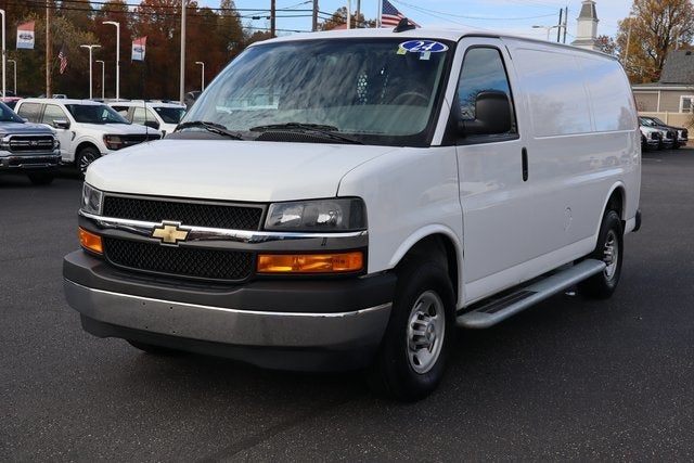 2024 Chevrolet Express 2500 Work Van Cargo