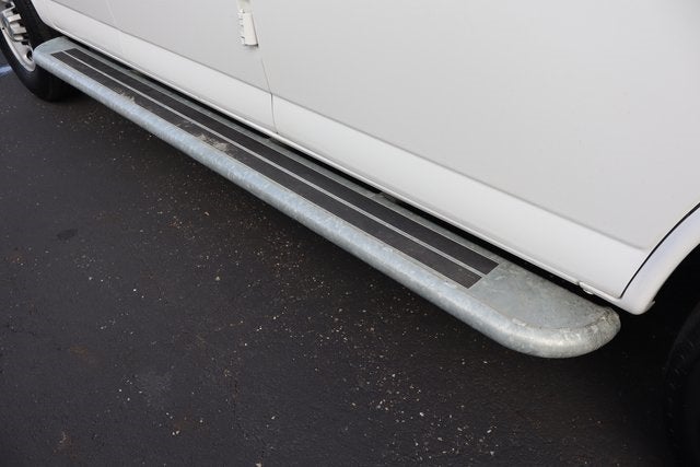 2024 Chevrolet Express 2500 Work Van Cargo