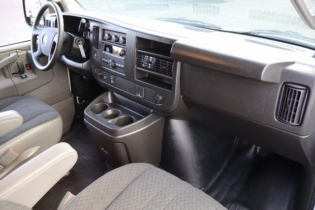 2024 Chevrolet Express 2500 Work Van Cargo