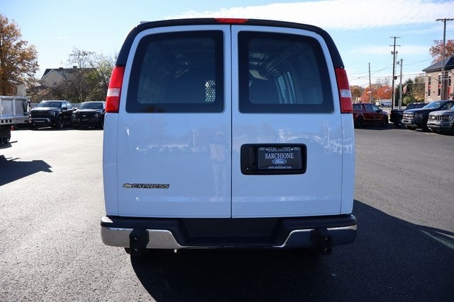 2024 Chevrolet Express 2500 Work Van Cargo