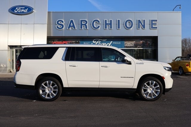 2021 Chevrolet Suburban High Country