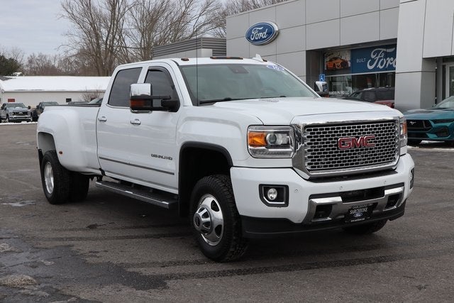 2016 GMC Sierra 3500HD Denali