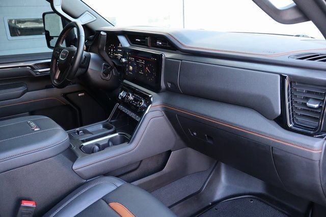 2025 GMC Sierra 2500HD AT4