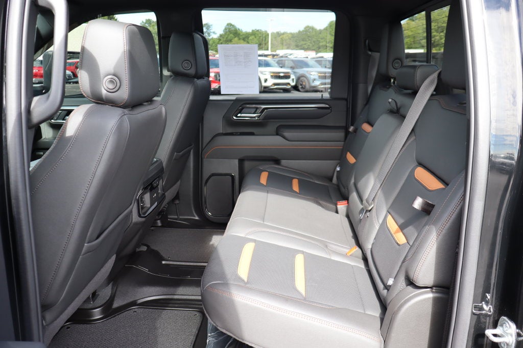 2025 GMC Sierra 2500HD AT4
