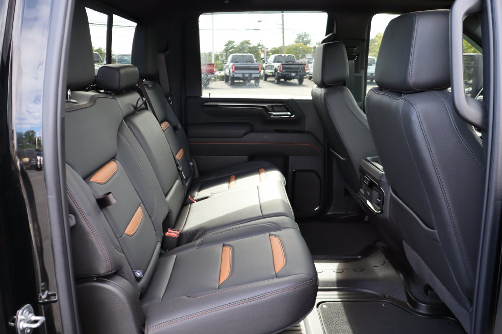 2025 GMC Sierra 2500HD AT4
