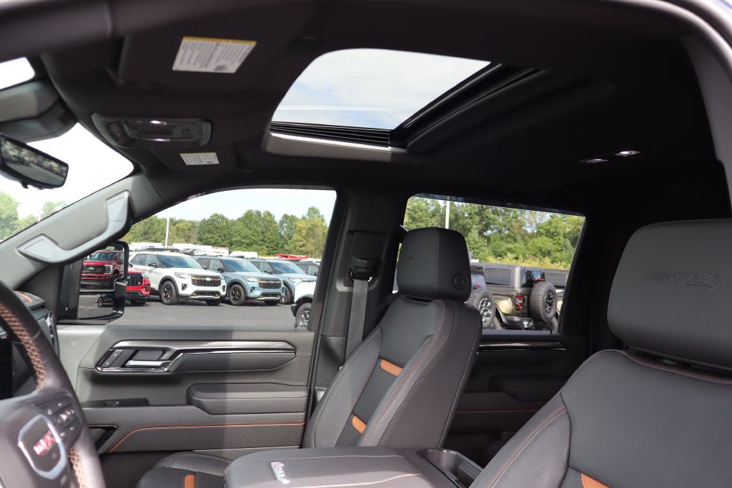 2025 GMC Sierra 2500HD AT4