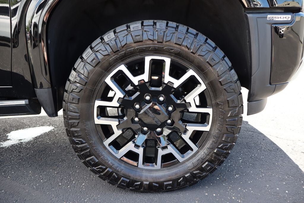 2025 GMC Sierra 2500HD Denali